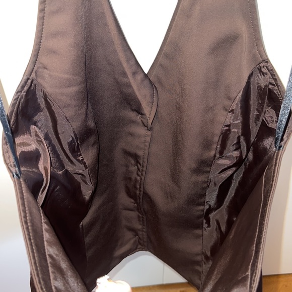 Vest and matching skirt set - excellent condition - Picture 6 of 9